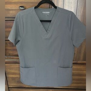 Mandala pewter gray scrub set